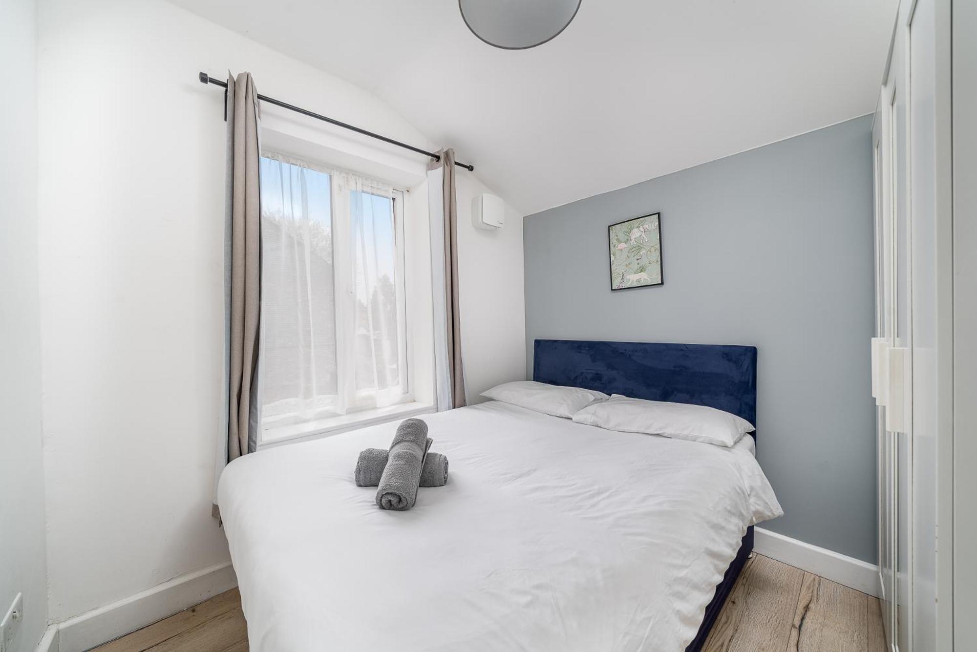 Modern 2 Bed East London Home By Rebby Properties Sleeps 5 Near Canning Town Station Exteriér fotografie
